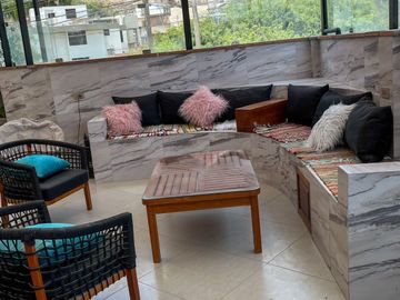 SE ALQUILA EXCLUSIVA CASA EN RINCONADA DE LAGO  2DA ETAPA 471m2