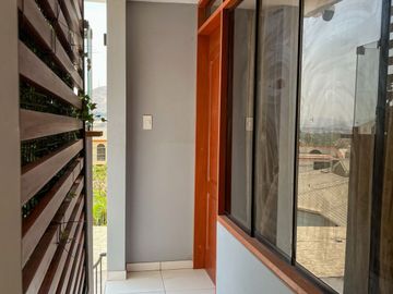 SE ALQUILA EXCLUSIVA CASA EN RINCONADA DE LAGO  2DA ETAPA 471m2