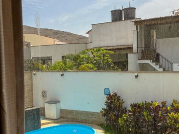 SE ALQUILA EXCLUSIVA CASA EN RINCONADA DE LAGO  2DA ETAPA 471m2