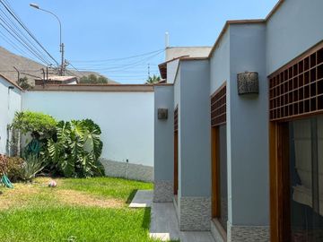 SE ALQUILA EXCLUSIVA CASA EN RINCONADA DE LAGO  2DA ETAPA 471m2