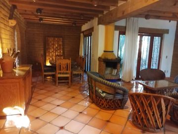Casa en venta en Tepoztlán Morelos, con excelente ubicación
