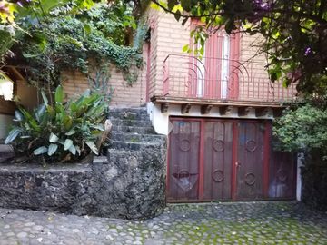Casa en venta en Tepoztlán Morelos, con excelente ubicación