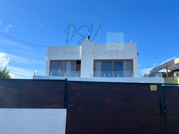 SE VENDE CASA SECTOR MIRASOL ALGARROBO