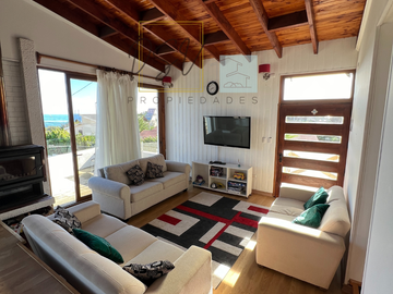 SE VENDE CASA SECTOR MIRASOL ALGARROBO
