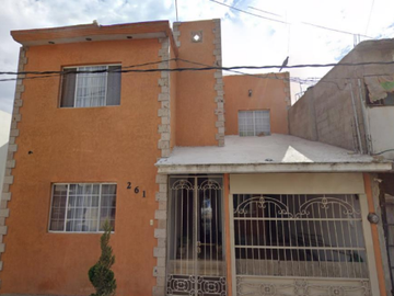 HERMOSA CASA EN VENTA EN ZONA CENTRO LERDO, DURANGO