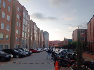 PRECIO DE OPORTUNIDAD APARTAMENTO EN VENTA, PH TERRALUNA CERCA AL CENTRO COMERCIAL TERREROS