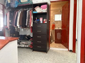 CASA EN VENTA EN BOSQUES DE ARAGON FRACC CON SEGURIDAD PRIVADA