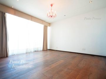 Casa de Lujo Puerta Aqua en Venta Av Universidad como Nueva Zona Dorada Andares Zapopan Punta Premier