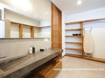 Residencia de lujo en Puerta las Lomas Venta zona Dorada Andares Puerta de Hierro Zapopan.