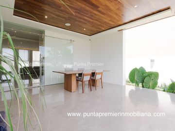 Residencia de lujo en Puerta las Lomas Venta zona Dorada Andares Puerta de Hierro Zapopan.