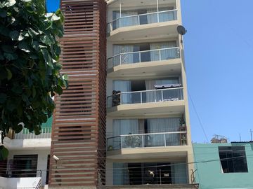 Bajo de Precio Venta De Departamento De 118 M² En Verdolagas 109, Piso 3,  Los Olivos  $ 113,000.00