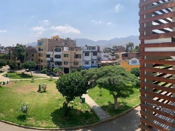 Bajo de Precio Venta De Departamento De 118 M² En Verdolagas 109, Piso 3,  Los Olivos  $ 113,000.00