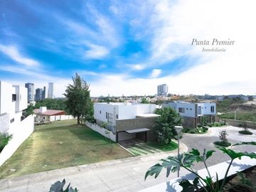Residencia en Venta Nueva Abadia de Lujo Av. Universidad Zona andares Puerta de Hierro Zapopan