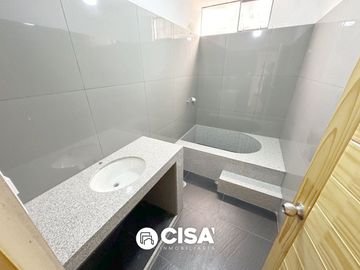 VENTA DE AMPLIA Y HERMOSA CASA SAN BORJA