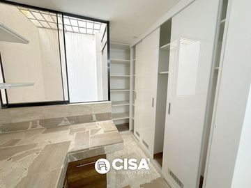 VENTA DE AMPLIA Y HERMOSA CASA SAN BORJA