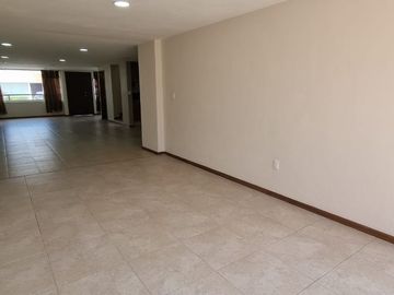 CASA EN VENTA PROTOTIPO MILAN CON AMPLIACION FRACC. BOSQUE DE LAS FUENTES A 13 MINUTOS DE GALERIAS METEPEC
