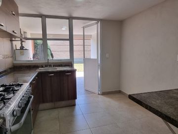 CASA EN VENTA PROTOTIPO MILAN CON AMPLIACION FRACC. BOSQUE DE LAS FUENTES A 13 MINUTOS DE GALERIAS METEPEC