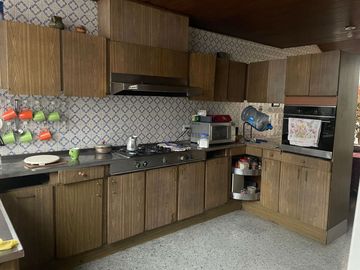 SE VENDEN 2 CASAS EN BARRIO SANTA PAULA