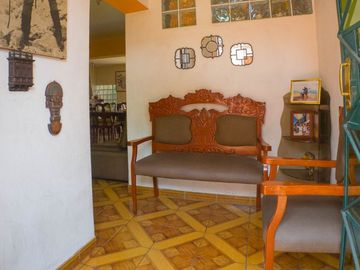 Se Vende Casa Primer Piso De 181M2 Incluido Triplex En Patio Interno - Sjl