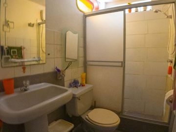 Se Vende Casa Primer Piso De 181M2 Incluido Triplex En Patio Interno - Sjl