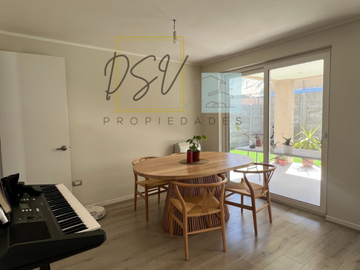 SE VENDE CASA SECTOR AV. LA MONTAÑA NORTE VALLE GRANDE LAMPA