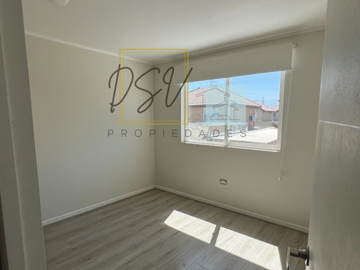 SE VENDE CASA SECTOR AV. LA MONTAÑA NORTE VALLE GRANDE LAMPA