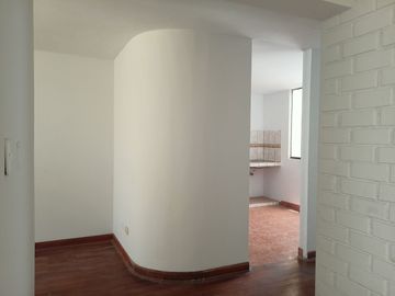 VENTA DE CASA FRENTE A PARQUE EN LAS VIÑAS DE LA MOLINA