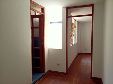 VENTA DE CASA FRENTE A PARQUE EN LAS VIÑAS DE LA MOLINA