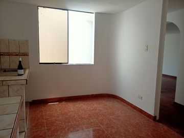 VENTA DE CASA FRENTE A PARQUE EN LAS VIÑAS DE LA MOLINA