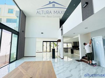 Casa Nueva en Venta Puerta del Bosque Andares Zapopan