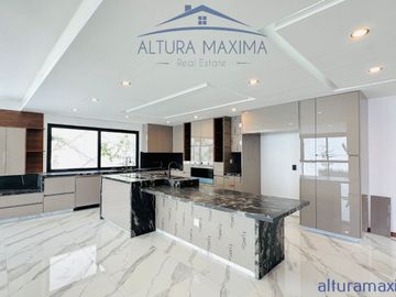 Casa Nueva en Venta Puerta del Bosque Andares Zapopan