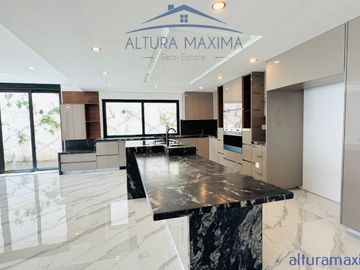 Casa Nueva en Venta Puerta del Bosque Andares Zapopan