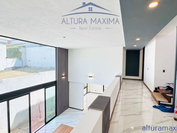 Casa Nueva en Venta Puerta del Bosque Andares Zapopan