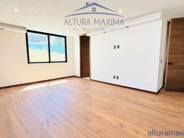 Casa Nueva en Venta Puerta del Bosque Andares Zapopan
