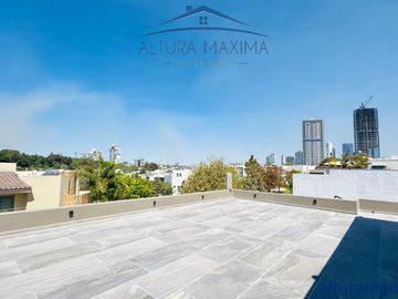 Casa Nueva en Venta Puerta del Bosque Andares Zapopan