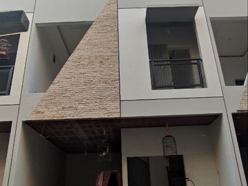 Jual Jatikaum Townhouse Jatinegara Jakarta Timur