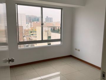 VENDO DEPARTAMENTO DE 83m² 03 DORM. 6° piso + 01 COCHERA - LINCE