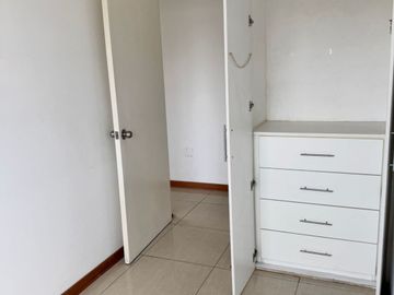 VENDO DEPARTAMENTO DE 83m² 03 DORM. 6° piso + 01 COCHERA - LINCE