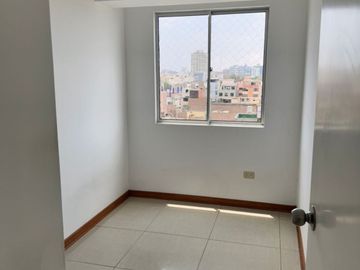 VENDO DEPARTAMENTO DE 83m² 03 DORM. 6° piso + 01 COCHERA - LINCE