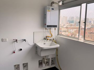 VENDO DEPARTAMENTO DE 83m² 03 DORM. 6° piso + 01 COCHERA - LINCE