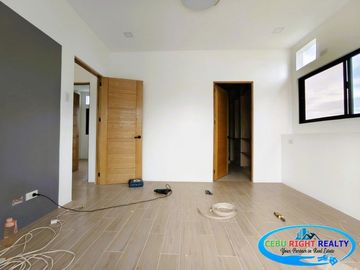 4 Bedroom House For Sale in Corona Del Mar Talisay City Cebu