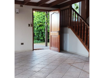 I. HOLZAPFEL #913 Casa 5D3B en Bosques de Montemar