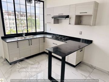 DEPARTAMENTOS EN VENTA  EN MANZANILLO
