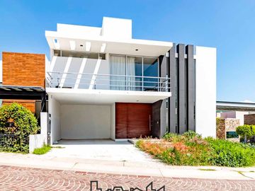 EXCELENTE PRECIO - CASA EN VENTA EN CUMBRES DEL LAGO INSUPERABLE