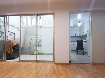 DEPARTAMENTO PLAZA NORTE TIPO DUPLEX. LOS OLIVOS