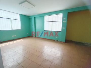 Vendo Linda Casa En Los Olivos Urb. Mariscal Gamarra