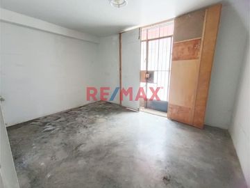 Vendo Linda Casa En Los Olivos Urb. Mariscal Gamarra