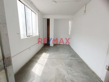 Vendo Linda Casa En Los Olivos Urb. Mariscal Gamarra