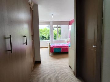 VENDO O RENTA CASA TANDA NAYON CUMBAYA QUITO