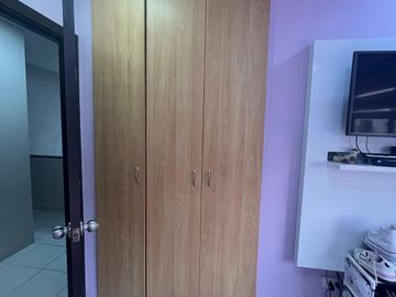 hermosa casa Urb, Romareda